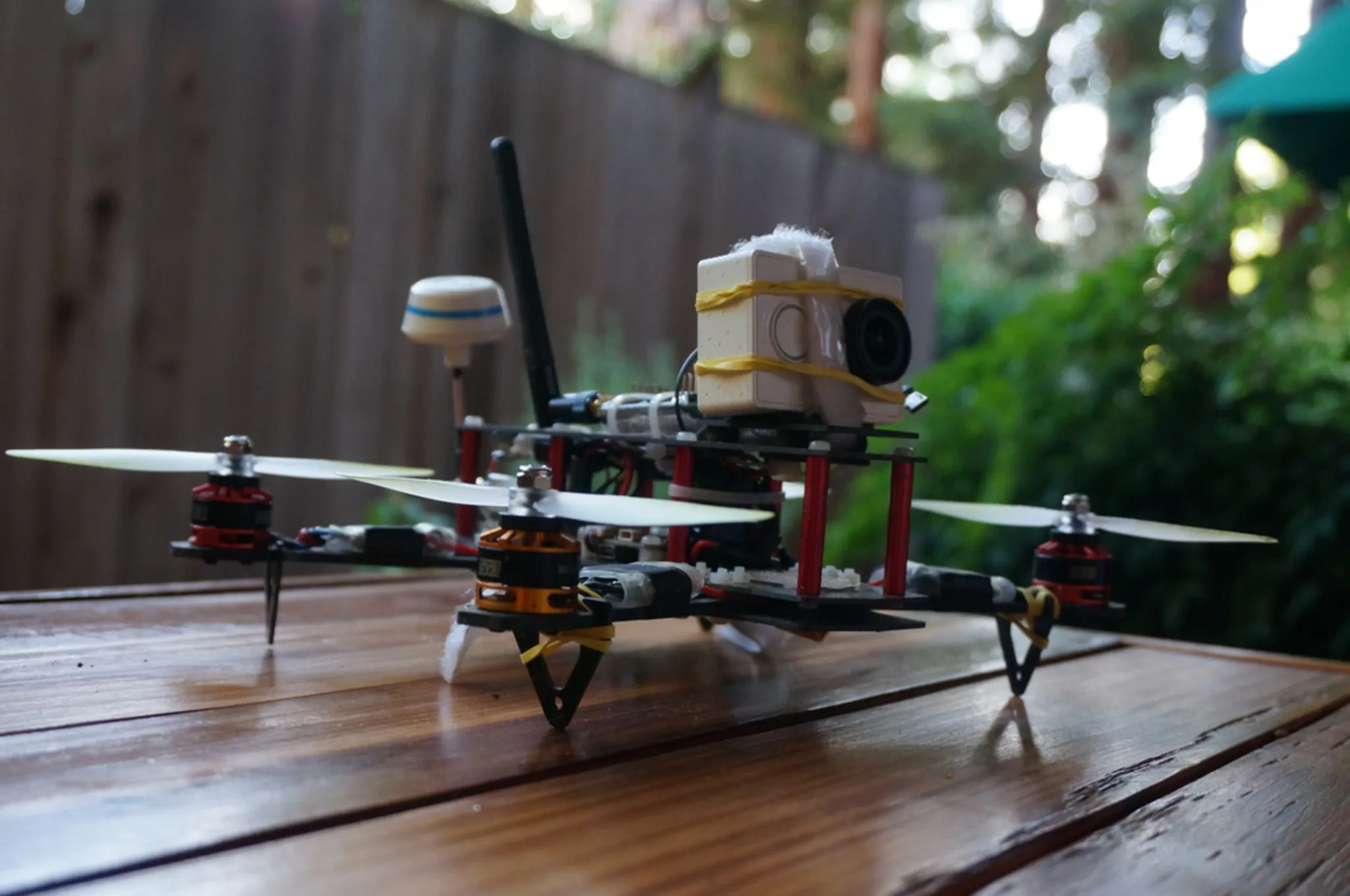 FPV250 with Cleanflight, Minimosd, OpenLRSng and a Xiaomi Yi GoPro Clone